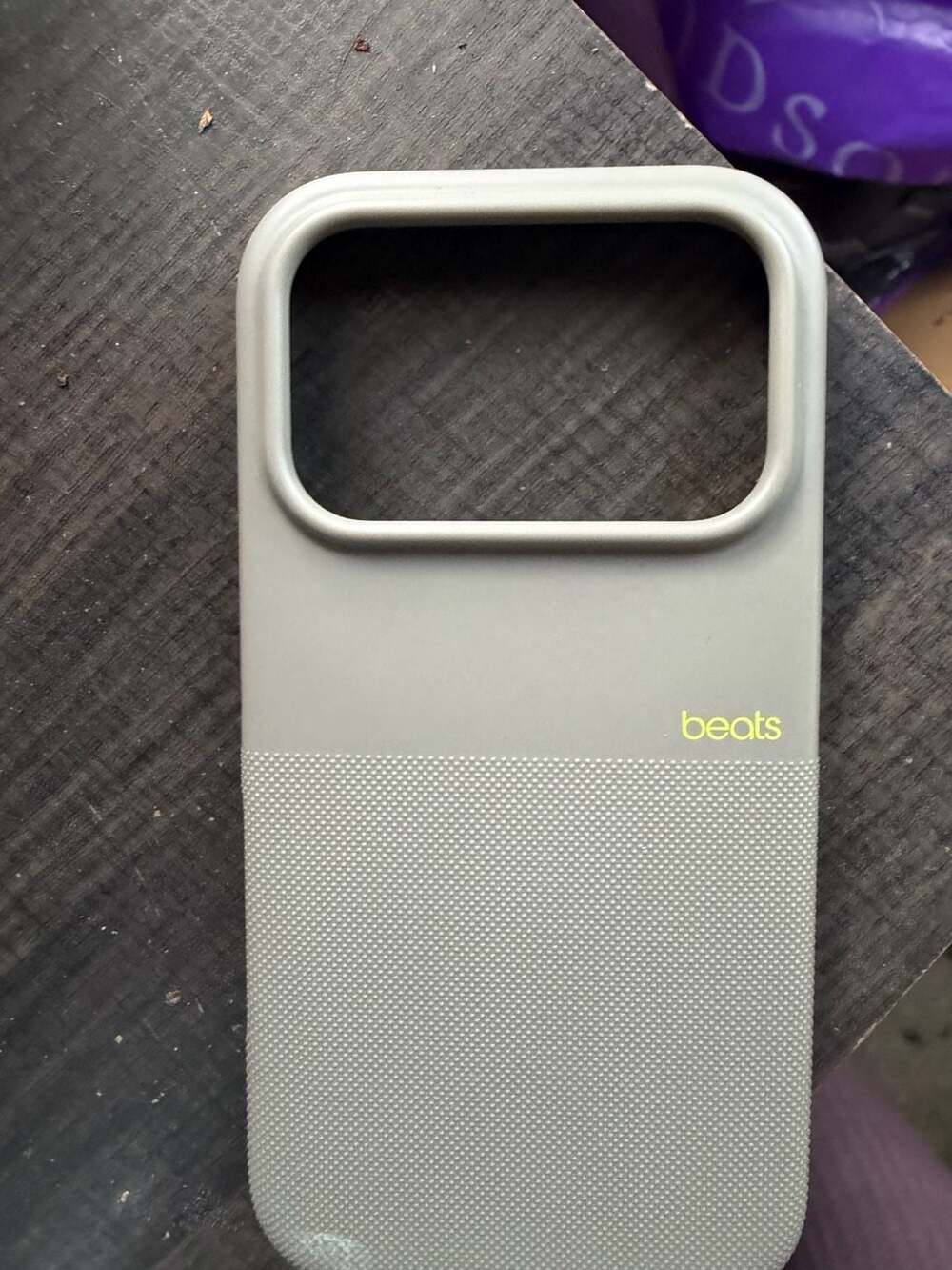 Beats iPhone 17 Pro Rugged Case with MagSafe